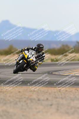 media/Feb-24-2024-Chuckwalla Open Track (Cars N Bikes) (Sat) [[895645527c]]/3-Bike 2/Session 3 Turn 15/